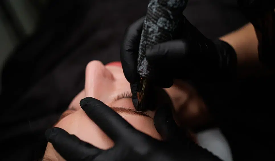 Formation PMU ARTIST : Perfectionnement sourcils